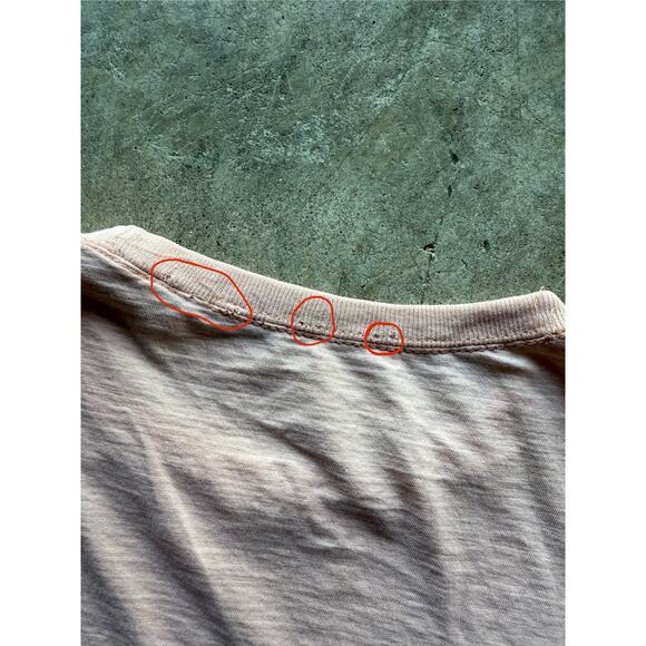 Vintage 1970s/1980s 'Made in Japan' Pink T-Shirt Size Small Single Stitch - Picture 9 of 9